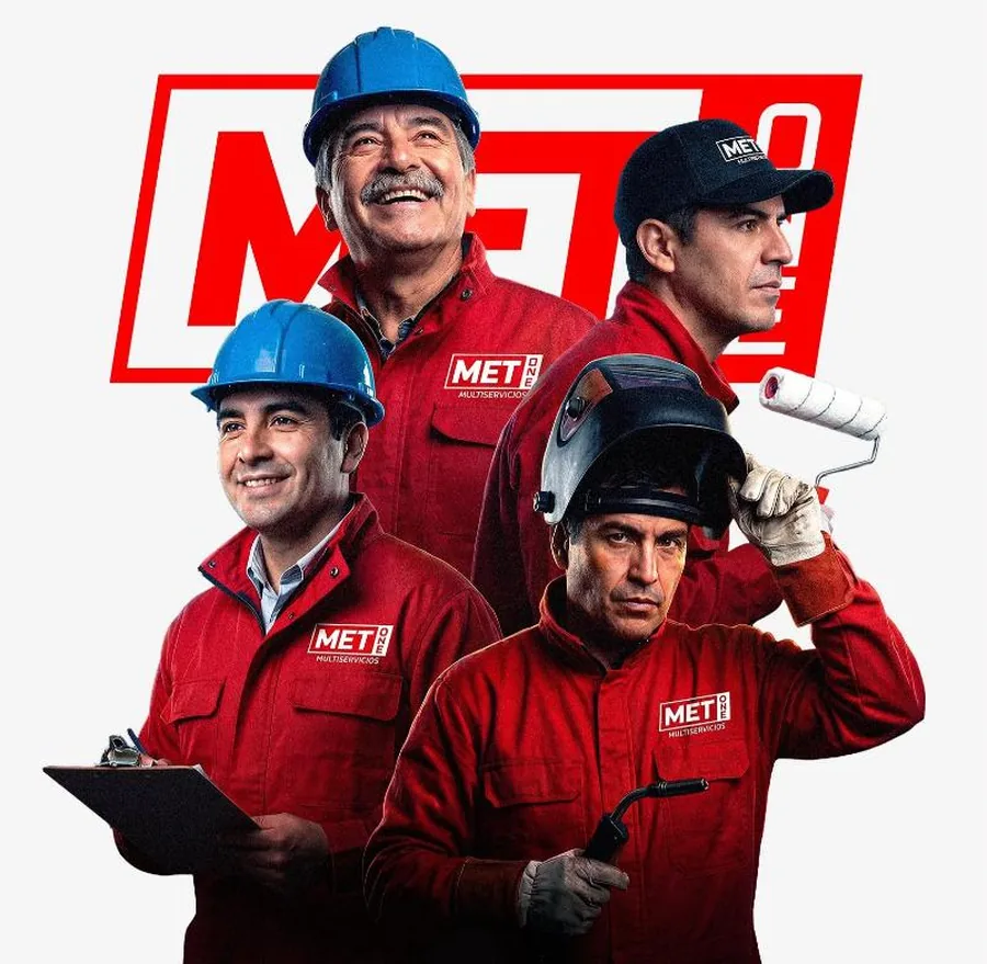 Equipo de especialistas de MET ONE: supervisor, maestro pintor, soldador y técnico eléctrico